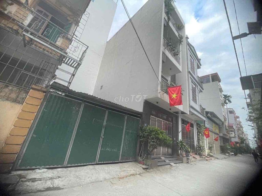 HIẾM! BÁN GẤP MẢNH ĐẤT 70M OTO TRÁNH - KINH DOANH NHỔN GIÁ 10.5 tỷ