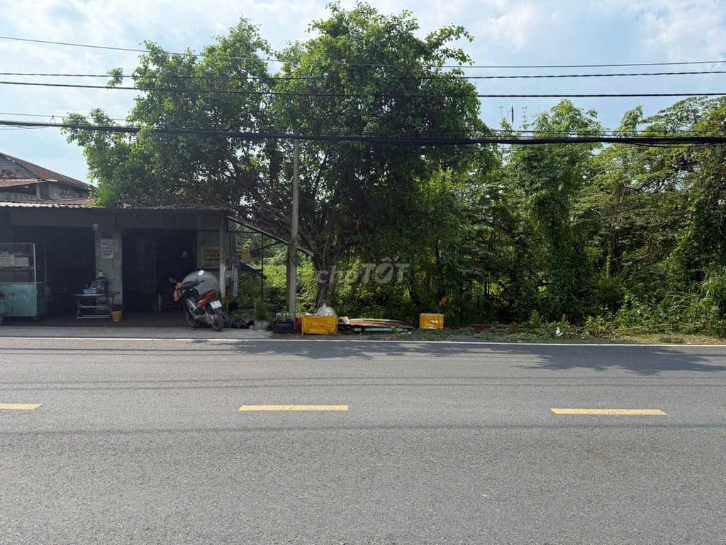MT đường NGUYỄN VĂN KHẠ, 500m², có 200m² thổ cư, xã Nhuận Đức.