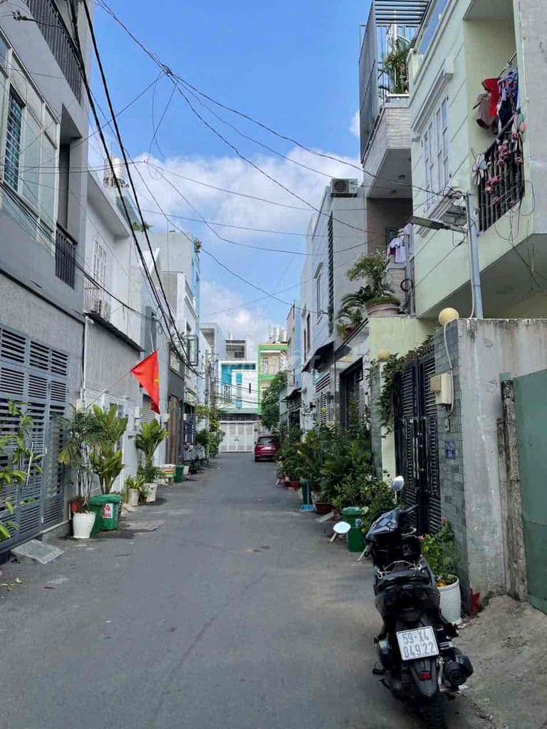 BÁN ĐẤT HẺM XE HƠI ĐƯỜNG 102 LÃ XUÂN OAI - Ảnh 2