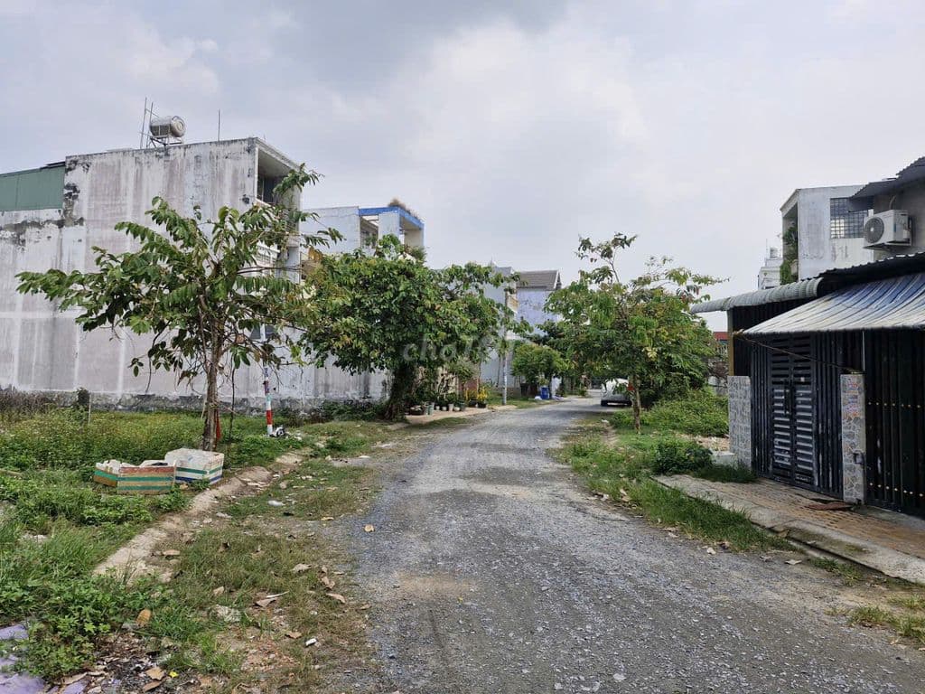 Bán lô đất mặt tiền -gần Tô ký-Rộng 4-đường lớn-chỉ hơn 4 tỷ - Ảnh 3