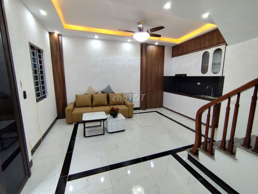 Nhà Bích Hoà,cách 1 nhà ra đg ô tô, 70m ra trục QL21B, 32m4T giá 4ty55