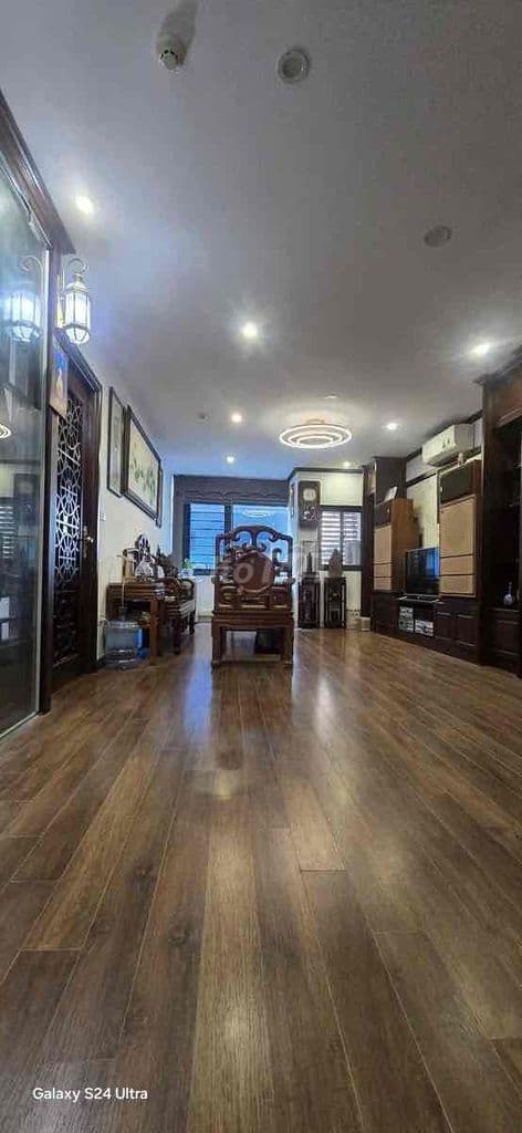 Cực ngon Minh Khai, Thang Máy, Phân lô, lô góc, ngõ thông 42m.