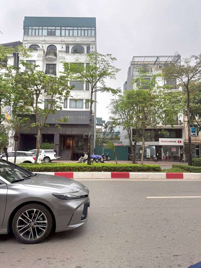 BÁN ĐẤT MẶT PHỐ CỔ LINH, LONG BIÊN MẶT TIỀN RỘNG VỈA HÈ KINH DOANH