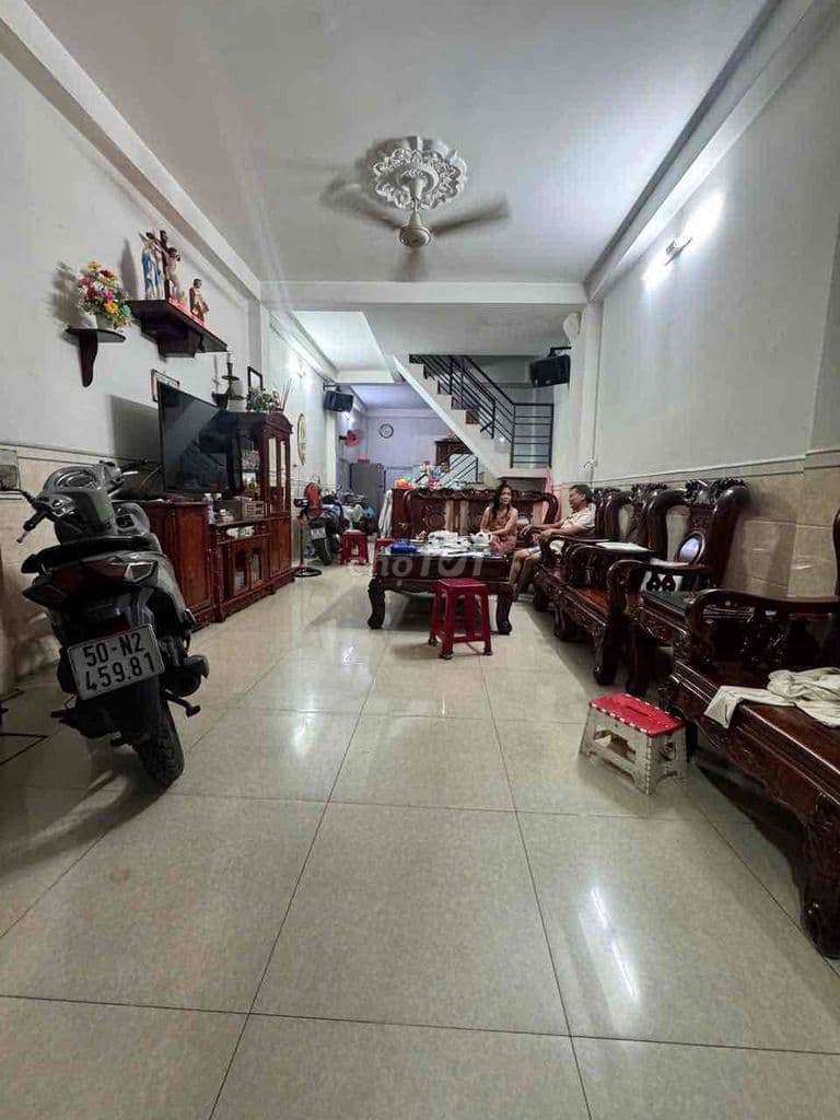 Bán Nhà hẻm 6m Gò Xoài DT 4x13 đúc 1 lầu 3pn,3wc nhà mới giá tốt - Ảnh 2