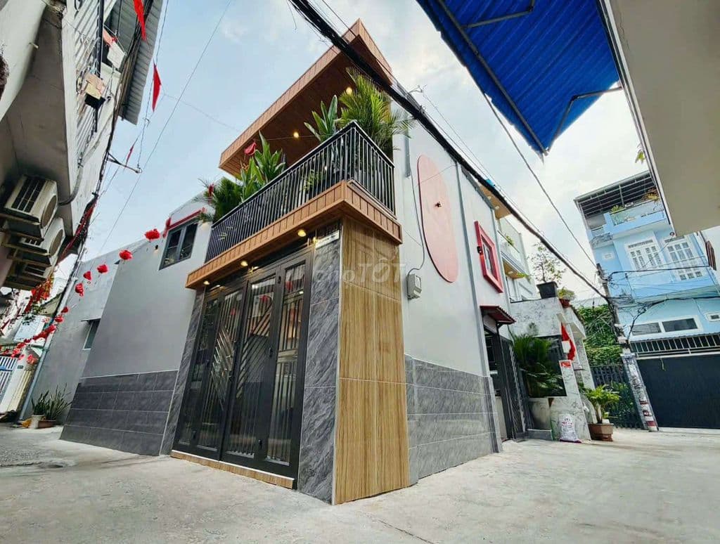 Ban nhà căn góc đẹp, 3PN ngay sát bên Lotte Mart Nguyễn Văn Lượng