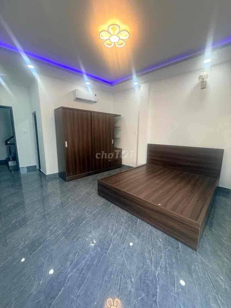 VIP Dương Quảng Hàm - 44m2- 5 tầng - ô tô đổ cửa - Ảnh 2