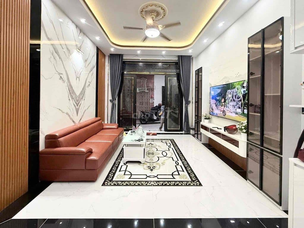 nhà 4 lầu cao cấp thiết kế cổ điển HXH 120/29/48 Thích Quảng Đức - Ảnh 2