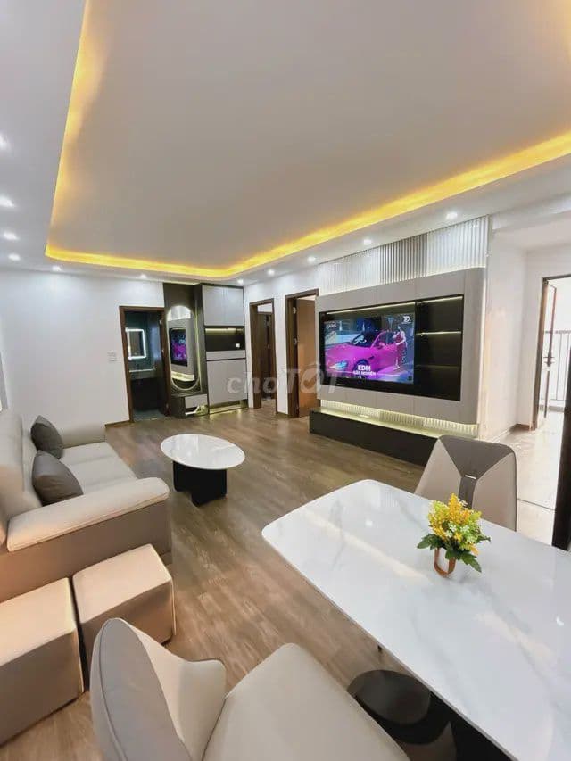 Bán Đảo Linh Đàm- CCCC DT 75m2, Sổ đỏ, Nhỉnh 5 tỷ Có Thương Lượng.