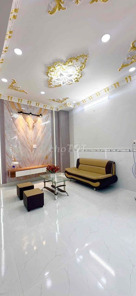 nhà hẻm 2 tầng full nội thất Bình Trị Đông, Bình Tân