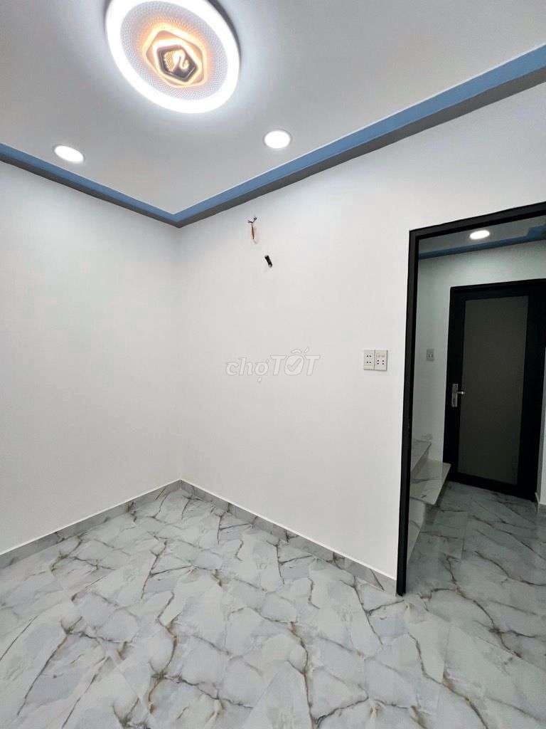 nhà 3 tầng sát Đầm Sen - Tân Phú - Ảnh 3