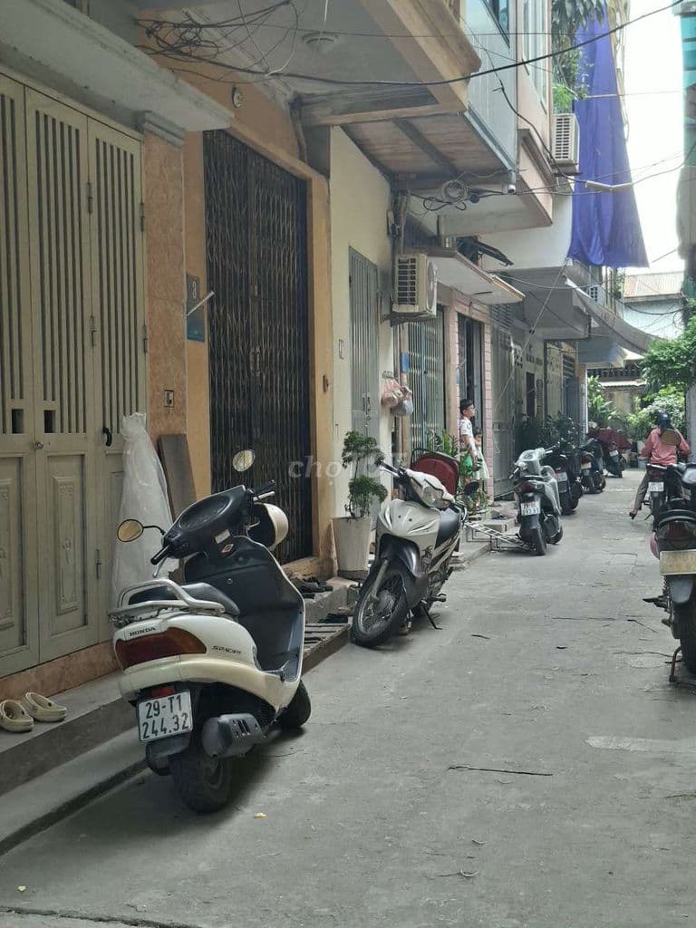 gấp gấp hơn 7 tỷ, bán nhà gần Bưu Điện Hà Đông, ô tô đỗ cửa, 4 p ngủ - Ảnh 2