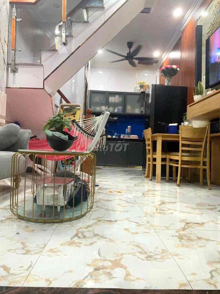 Tôi bán nhà 53 m2, Sổ hồng,1 trệt.1 lầu. Sát hẽm ôtô,tuyệt đẹp. Quận 7 - Ảnh 2