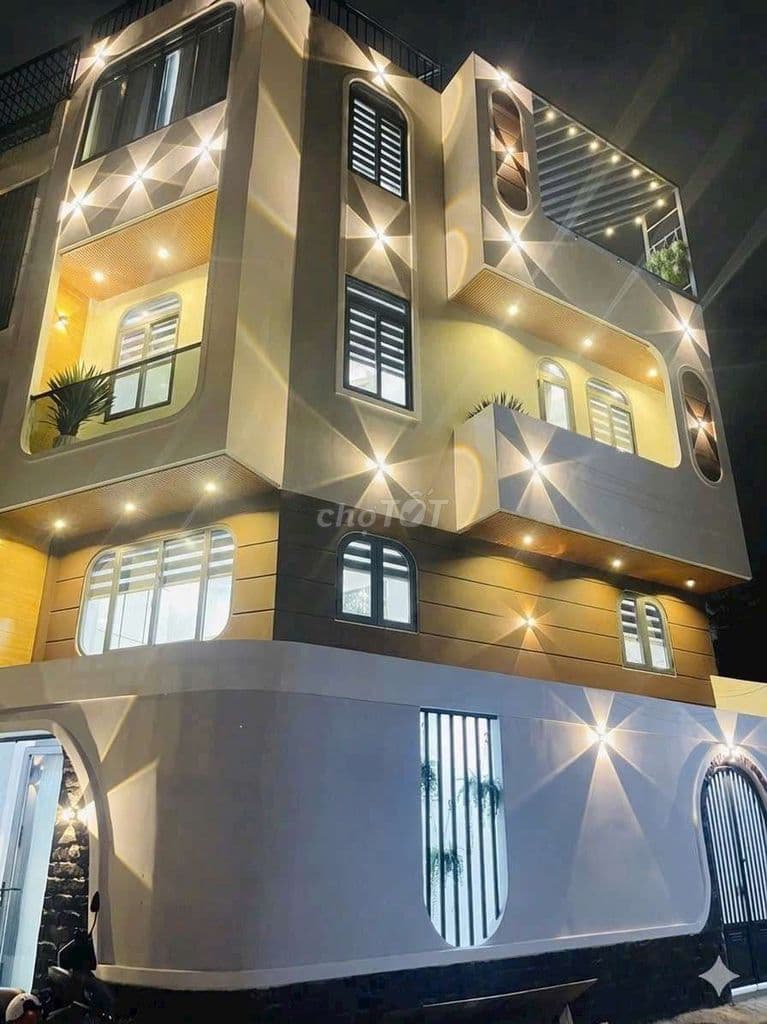BÁN CĂN GÓC 2 MẶT TIỀN HOÀNG HOA THÁM GẦN NHÀ GA T3 4.4X15M 9.5 tỷ