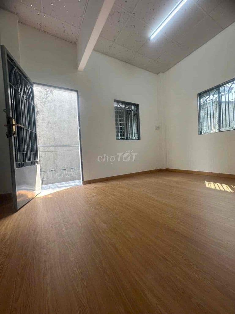 Nhà ngay chợ Thủ Đức vừa sửa lại cần bán 🚘🚘