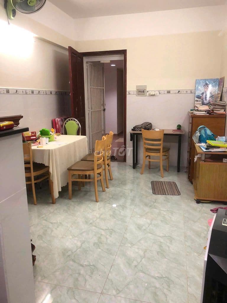 Bán căn hộ chung cư Bông sao Lô A Phường 5, Q8. 2,6 tỷ
