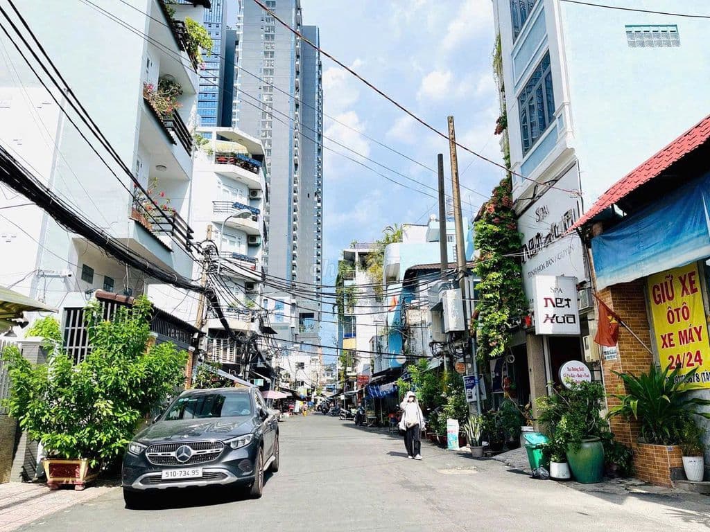 NGANG 4,2M - 212B NGUYỄN TRÃI, 7PN FULL NỘI THẤT, DÒNG TIỀN SẴN 27TR