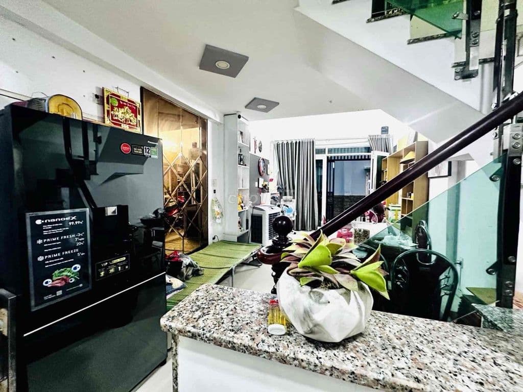 CHỢ PHẠM VĂN HAI TÂN BÌNH – 3 TẦNG – 39 m² - GIÁ CHỈ 5,85 TỶ - Ảnh 3