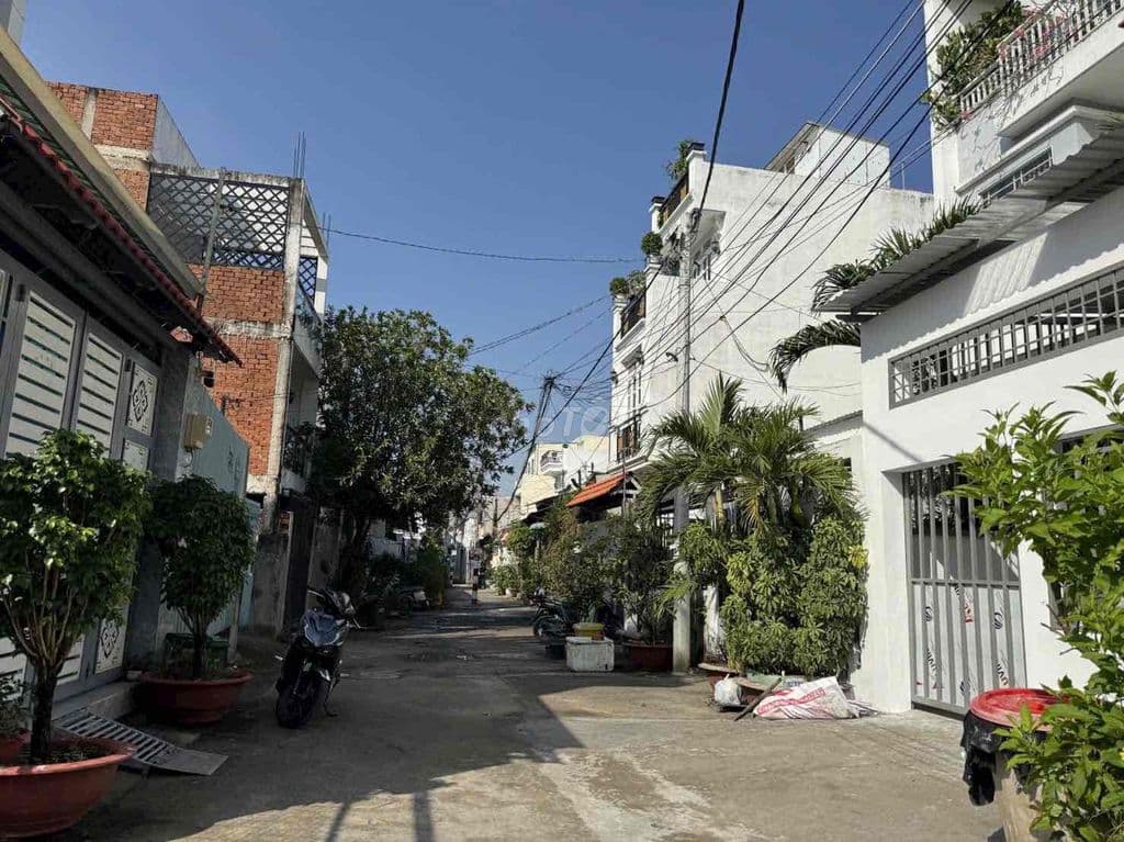 Rẻ Nhà 82m2 Giá Chỉ 5.1tỷ Thương Lượng Đối Diện Vạn Phúc