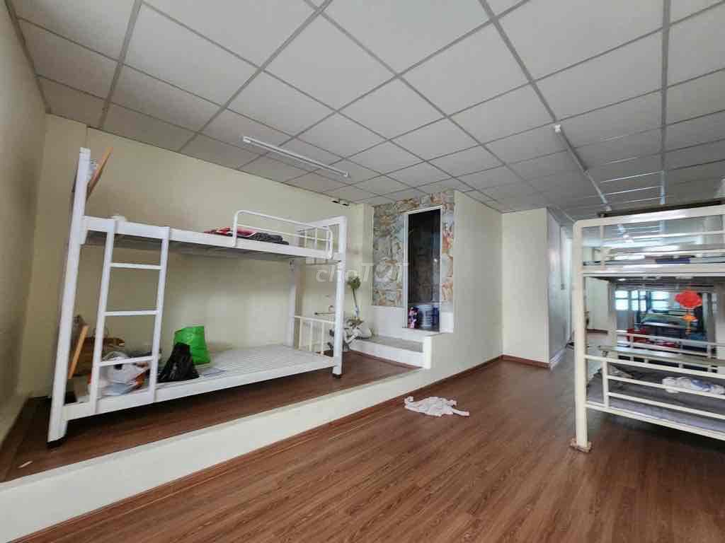 🏠 Q5, GIÁP Q1, 50M2, CHỈ NHỈNH 5 TỶ XÍU XIU - Ảnh 3