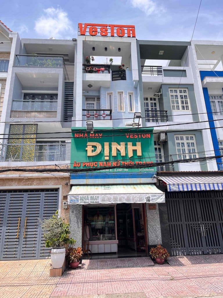 ✅ BÁN NHÀ MT ĐƯỜNG TÊN LỬA, DT 4 X 20M, 3.5 TẤM, 12.5 TỶ. KD ĐÔNG ĐÚC