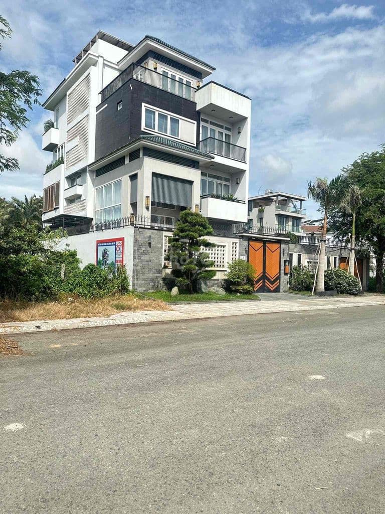 Hàng độc quyền - ngay Giang Văn Minh - chỉ 189 triệu/m2 - xây hầm 7 tầ - Ảnh 3