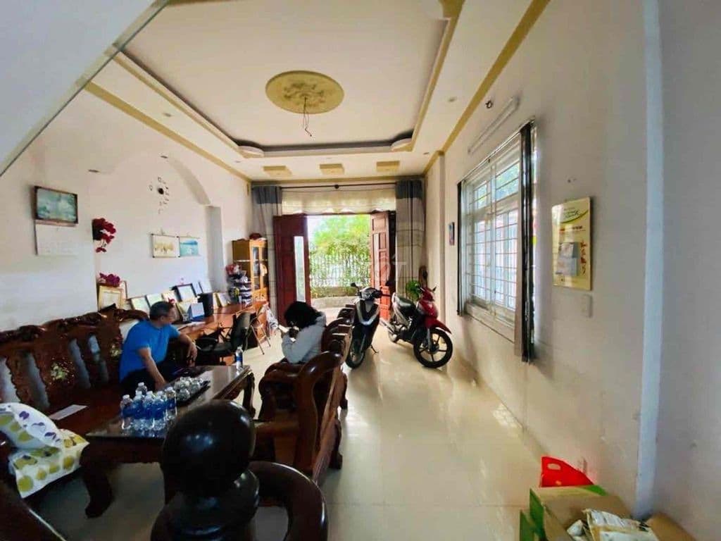 BÁN NHÀ 3 TẦNG 135M2 MẶT TIỀN ĐƯỜNG- SÂN ĐỖ XE HƠI- PHƯỚC LONG- QUẬN 9 - Ảnh 3