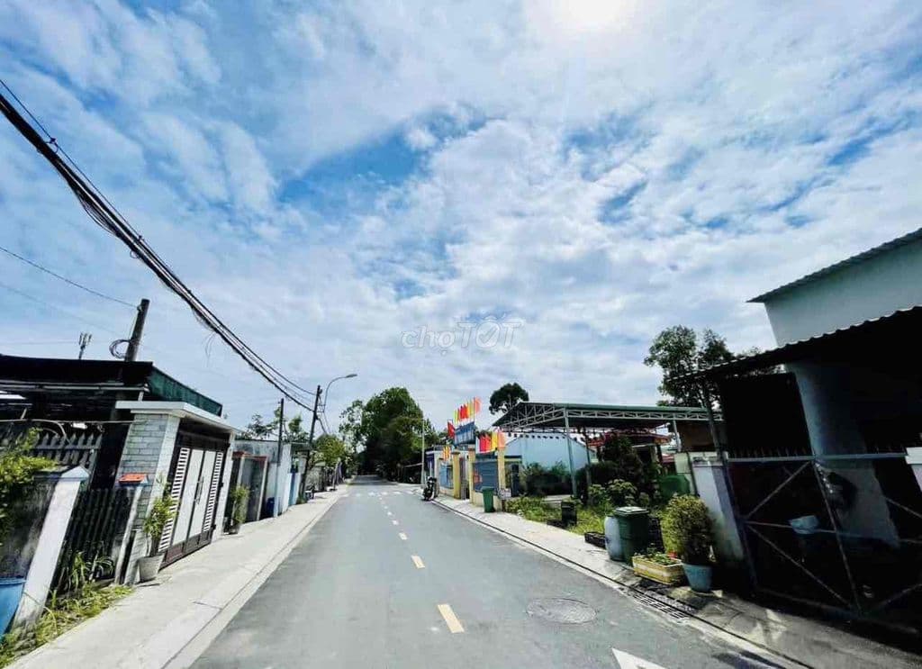 *HOT* 278m2 mặt tiền Nguyễn Phong Sắc mà chủ lại kêu có 550tr - Ảnh 2