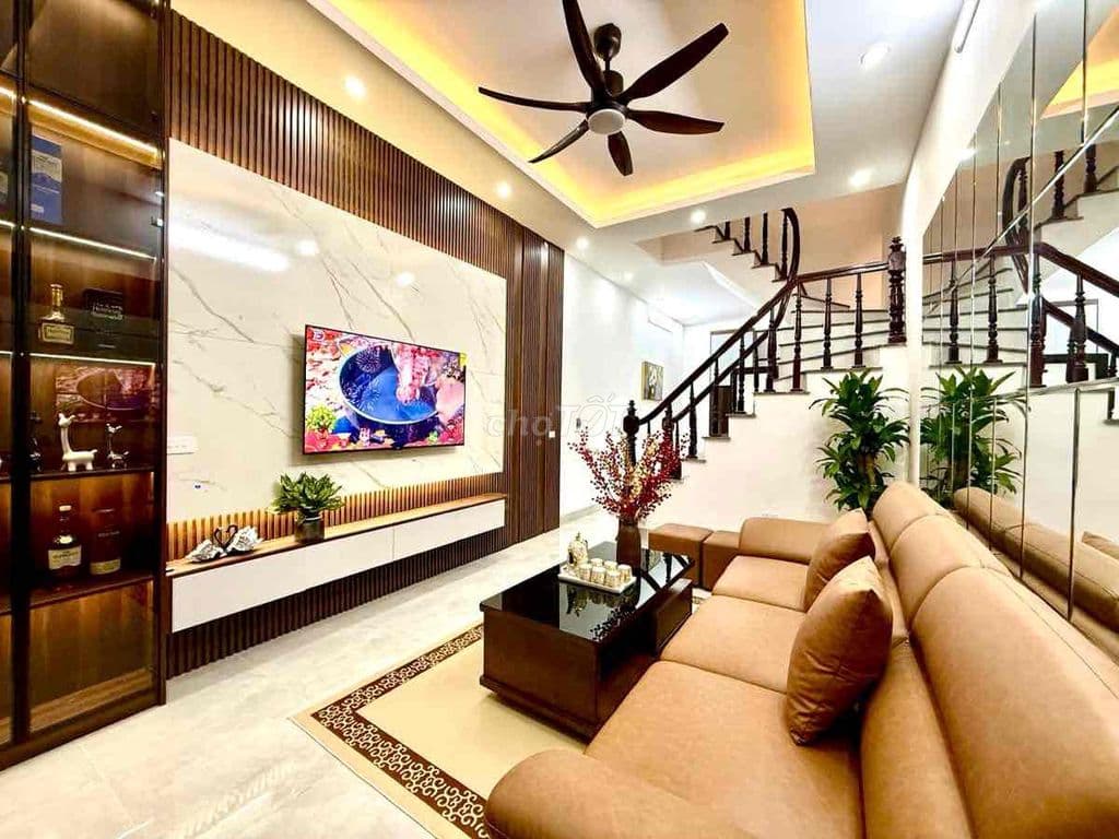 Thái Thịnh, 20m ra phố, ngõ thông kinh doanh, nhà mới, full đồ, 42m2 - Ảnh 2