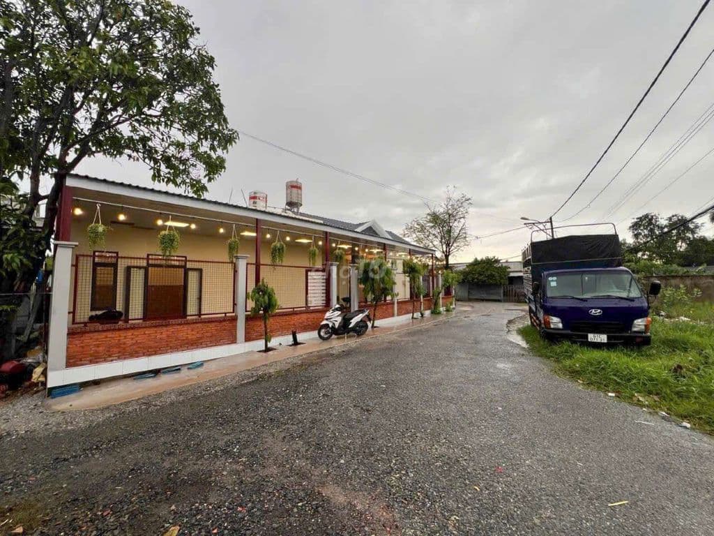 Bán Biệt thự giá Tốt tại Bình Mỹ góc 2 mặt tiền gần cầu Phú Cường - Ảnh 2