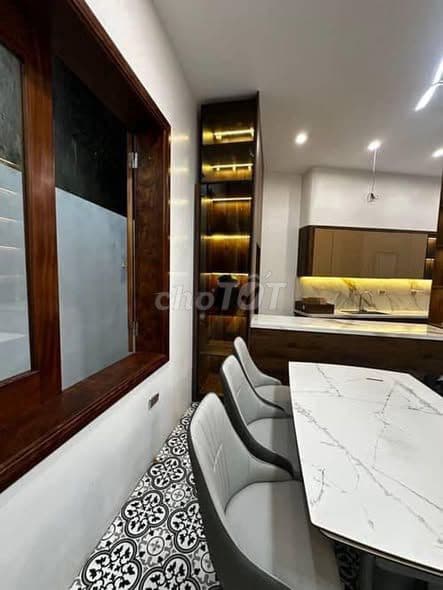 bán nhà 6PN Hoàng Mai - thang máy, ô tô đỗ cửa - Ảnh 2