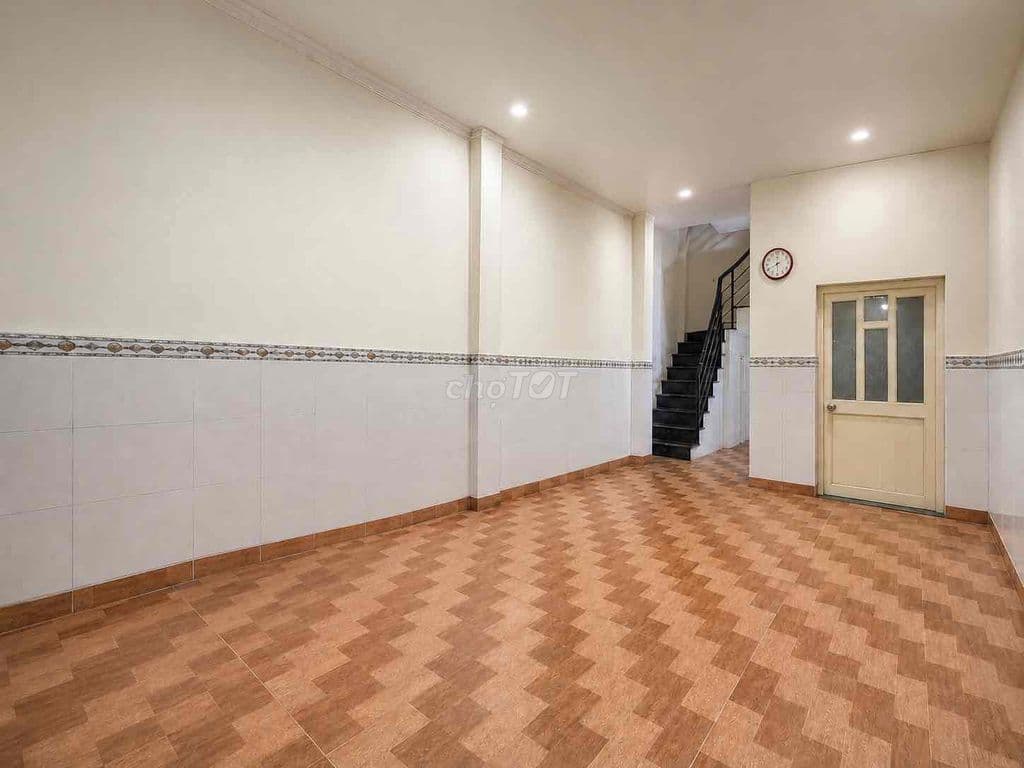 Bán nhanh nhà 4 Tầng BÙI ĐÌNH TUÝ, ô tô đỗ cổng , 30m2 BÌNH THẠNH - Ảnh 2