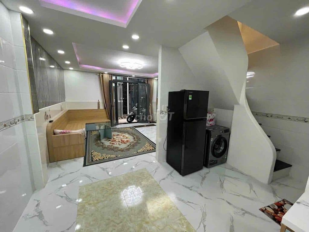 Nhà Mới tinh - Full nội thất - chỉ xách vali vào ở ngay - 5,7 x9,5m - Ảnh 2