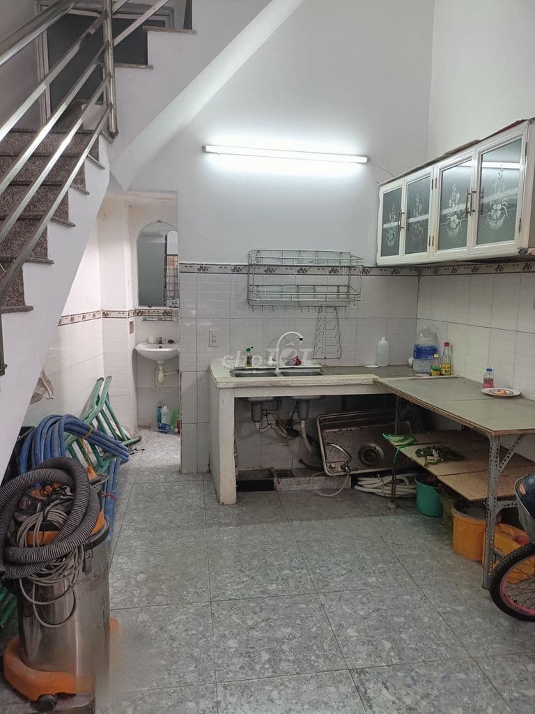 Hàng hiếm Gò vấp phạm văn chiêu nhỉnh 2.3 tỷ nhà sổ hồng riêng 30m2