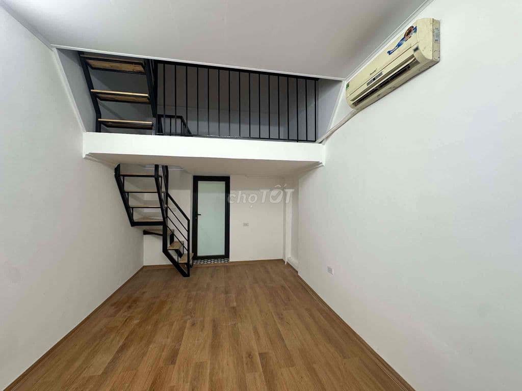 🔥 NHỈNH 1 TỈ – NHẬN NGAY TT tầng 3 Ở NGAY LONG BIÊN