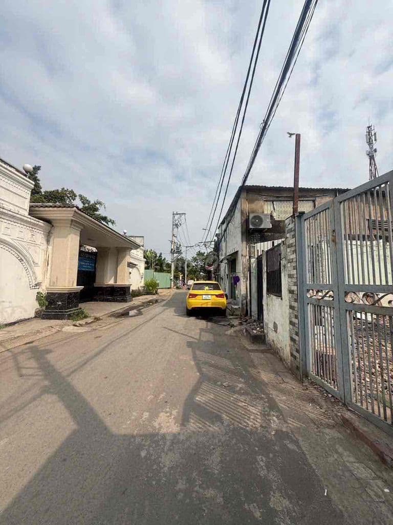 Bán đất mặt tiền hẻm đường 11 Trường Thọ Thủ Đức