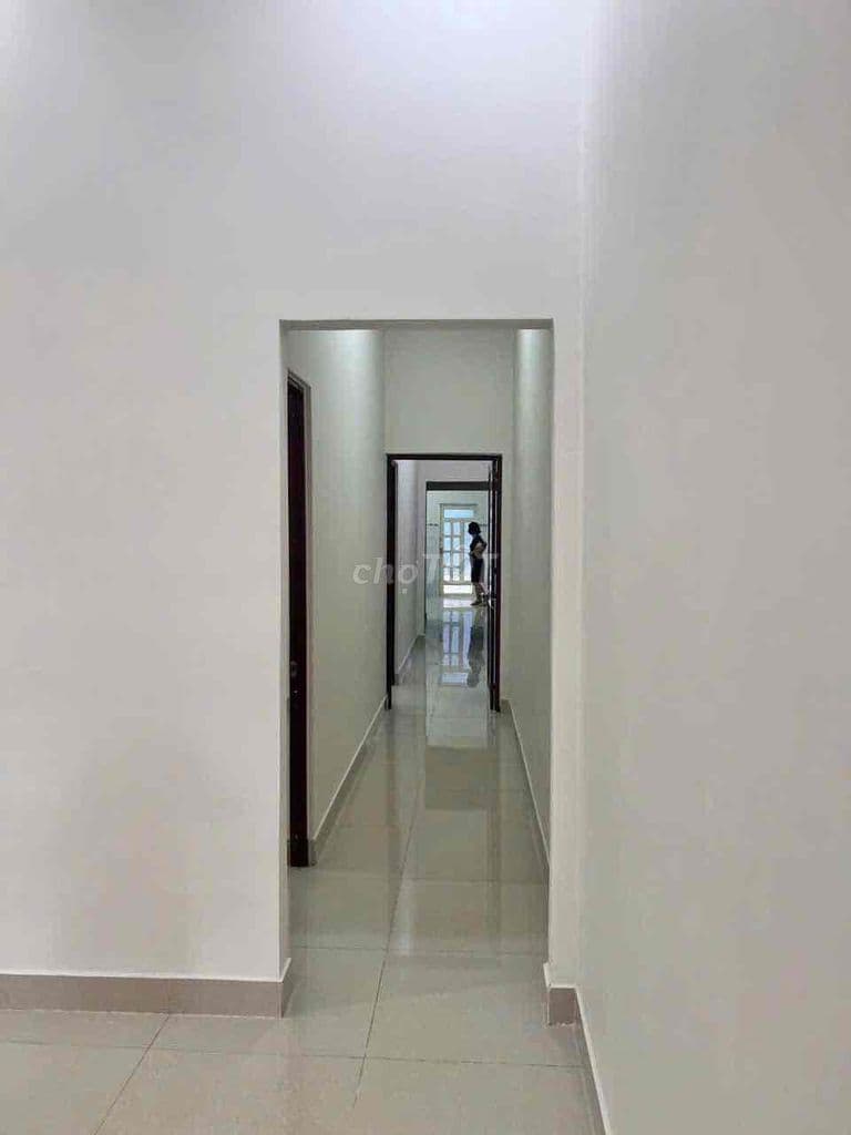 BÁN NHÀ CẤP 4 — MT ĐƯỜNG 2 LÊ VĂN VIỆT - 8.6 TỶ/124M2 - Ảnh 2