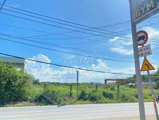 Bán đất mặt tiền Lã Xuân Oai. Dt: 7000m2, 200m2 thổ cư, 35tr/m2 - Ảnh 3