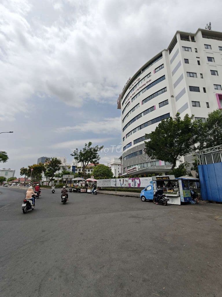 Căn hộ Hưng Vượng 2 - Phú Mỹ Hưng 84m2 View C.Viên giá chỉ 4.950 tỷ