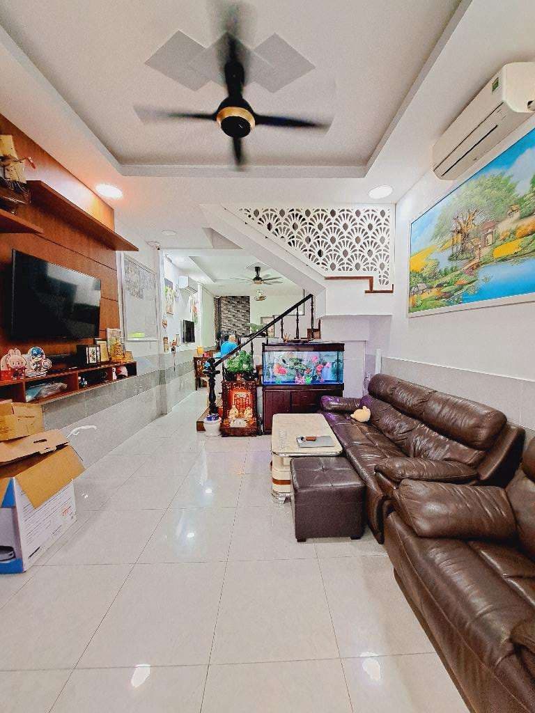 GẦN SÂN BAY ,EMART ,5×15 ,XE HƠI ĐỖ CỬA ,KHU SẦM UẤT ,NHỈNH 6 TỶ - Ảnh 2