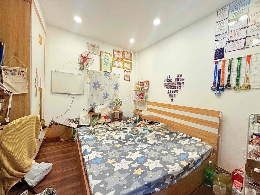 nhà Nguyễn kiệm 3 phòng 1 trệt lầu - Ảnh 2
