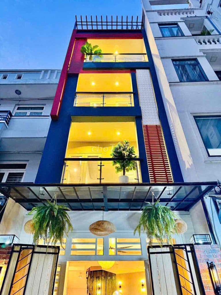 Nhà 4 tầng, 5m x 11m, hẻm ô tôt 1 sẹt, gần emart 2 Gò Vấp, 6 tỷ 59