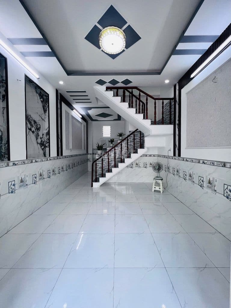 CHÍNH CHỦ GỬI EM THÍA NHÀ SHR 735 TRIỆU - 1 TRỆT 1 LẦU 2PN 2WC - Ảnh 3