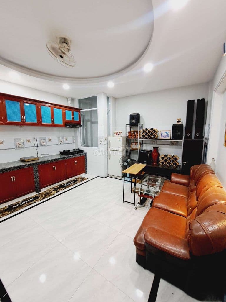 MTKD nhà 5 tầng chỉ 5.6 tỷ đường 10m - Ảnh 3