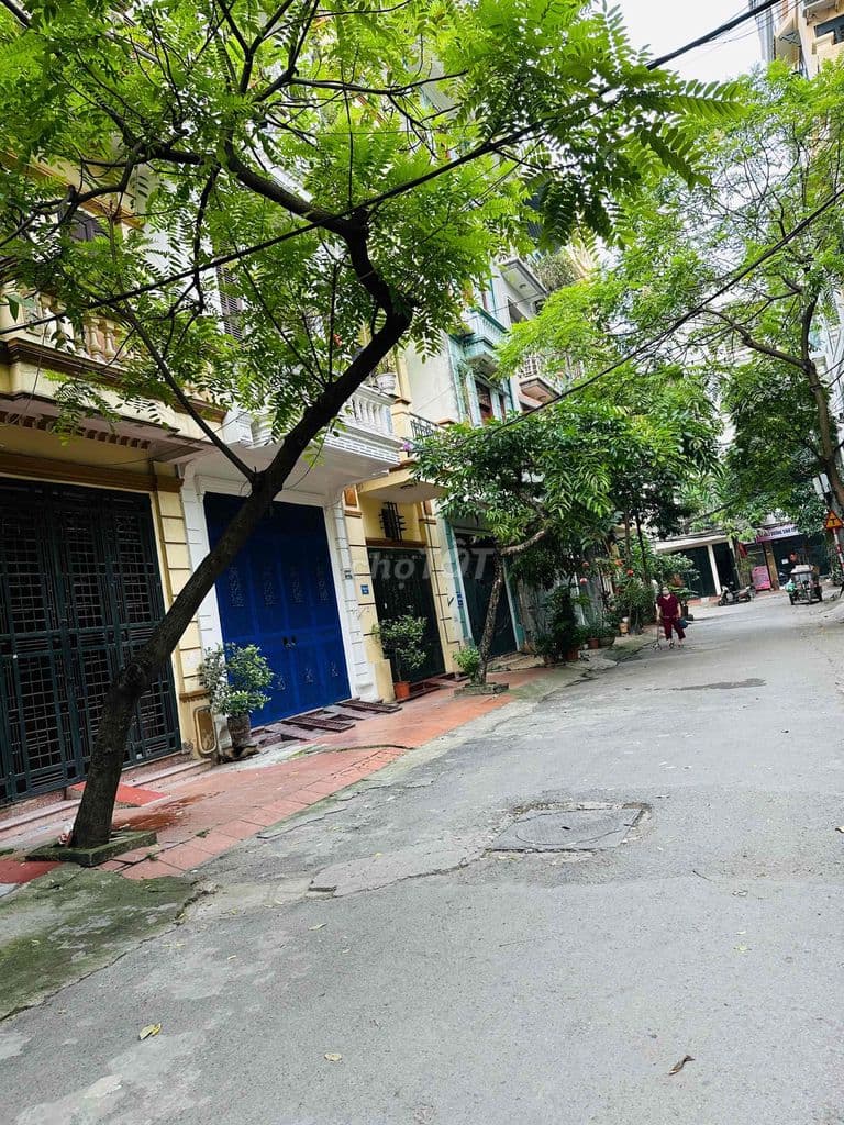 NHÀ PHỐ YÊN LẠC Q.HBT- PHÂN LÔ-Ô TÔ TRÁNH-NGAY SÁT PHỐ - 31m2-7.2 tỷ