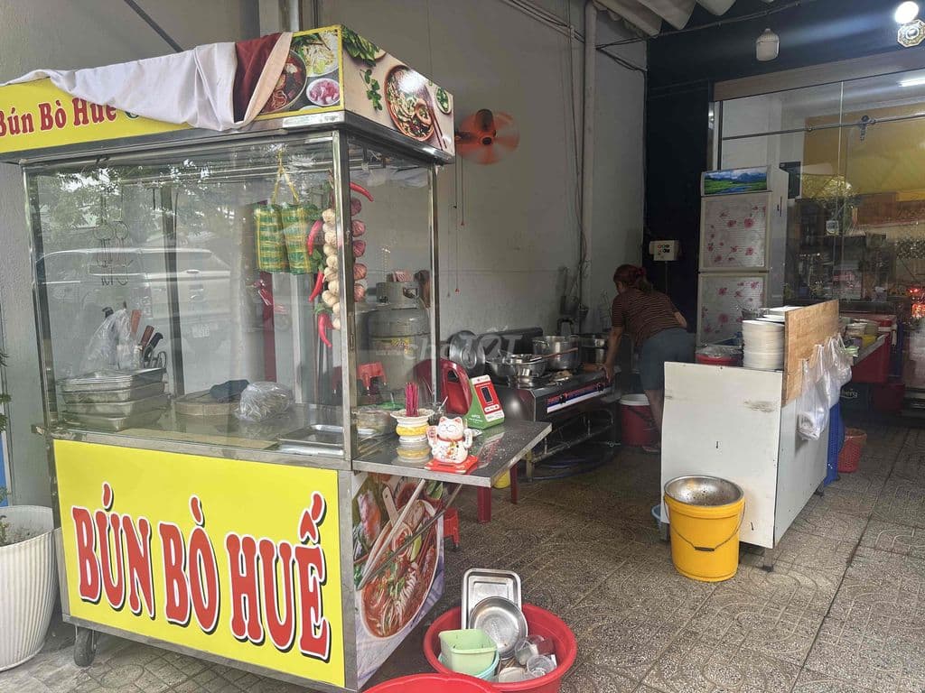Sang Quán Bún Bò Huế Đông khách - Ảnh 2