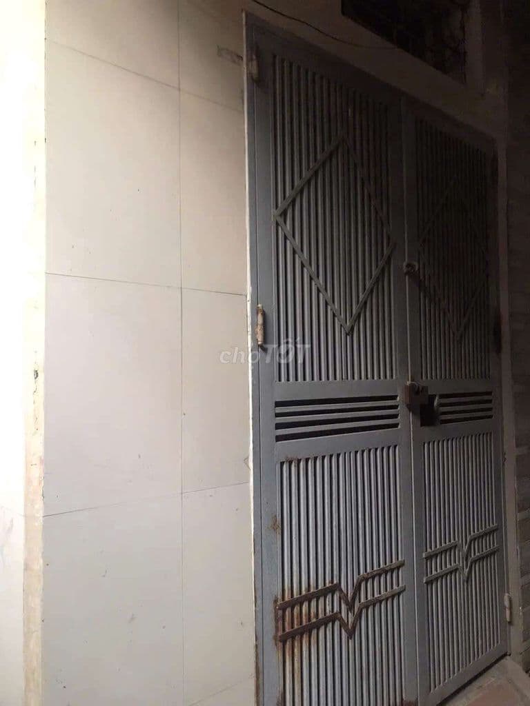 Chính chủ Bán căn hộ tầng 1 khu tập thể 2 Tầng 35m2 - Ảnh 2