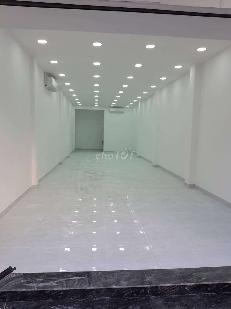 Bán nhà Mặt tiền đường Nguyễn Ảnh Thủ,P.Trung Mỹ Tây, vị trí đắc địa - Ảnh 2