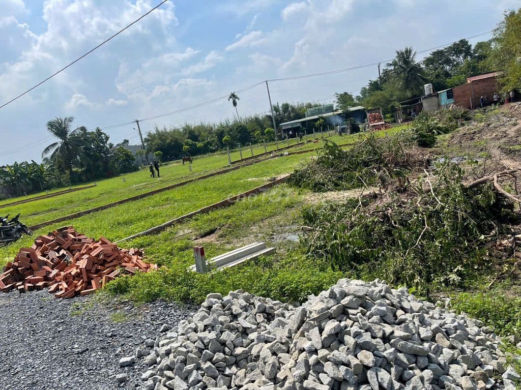 Bán gấp đất 122m2 giá 960 triệu đường Tỉnh Lộ 2 xã Phước Hiệp Củ Chi