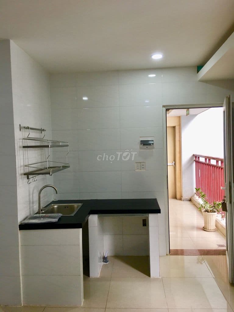 BÁN GẤP CĂN HỘ RUBY TÂN BÌNH, 25m2, CÔNG CHỨNG VI BẰNG, Ở NGAY