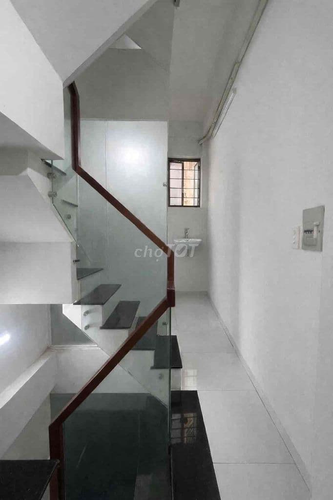 BÁN NHÀ MT QUẬN 10 1x TỶ - Ảnh 2